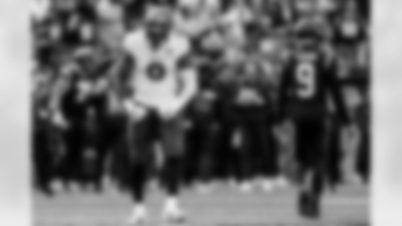 CHARLOTTE, NC - December 21, 2025 - Outside Linebacker Yaya Diaby #0 of the Tampa Bay Buccaneers during the game between the Tampa Bay Buccaneers and Carolina Panthers. The Bucs lost the game, 23-20. Photo By Tori Richman/Tampa Bay Buccaneers