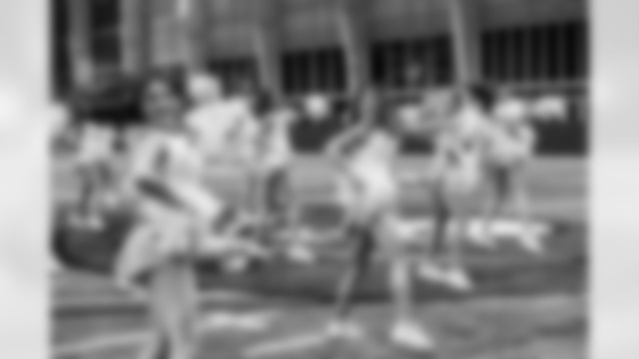 TAMPA, FL - December 09, 2025 - Tampa Bay Buccaneers Cheerleaders during Field Rehearsal at AdventHealth Training Center. Photo By Tori Richman/Tampa Bay Buccaneers