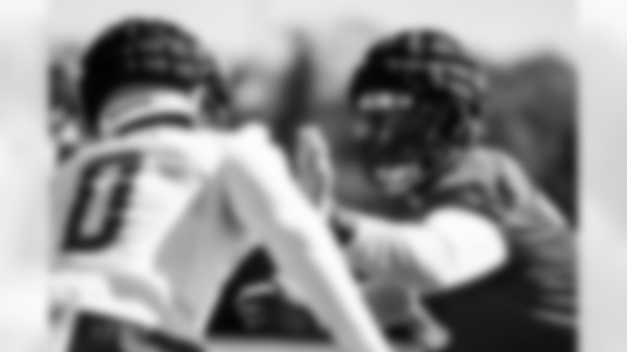 TAMPA, FL - November 13, 2025 - Tackle Tristan Wirfs #78 of the Tampa Bay Buccaneers during practice at AdventHealth Training Center. Photo By Kyle Zedaker/Tampa Bay Buccaneers