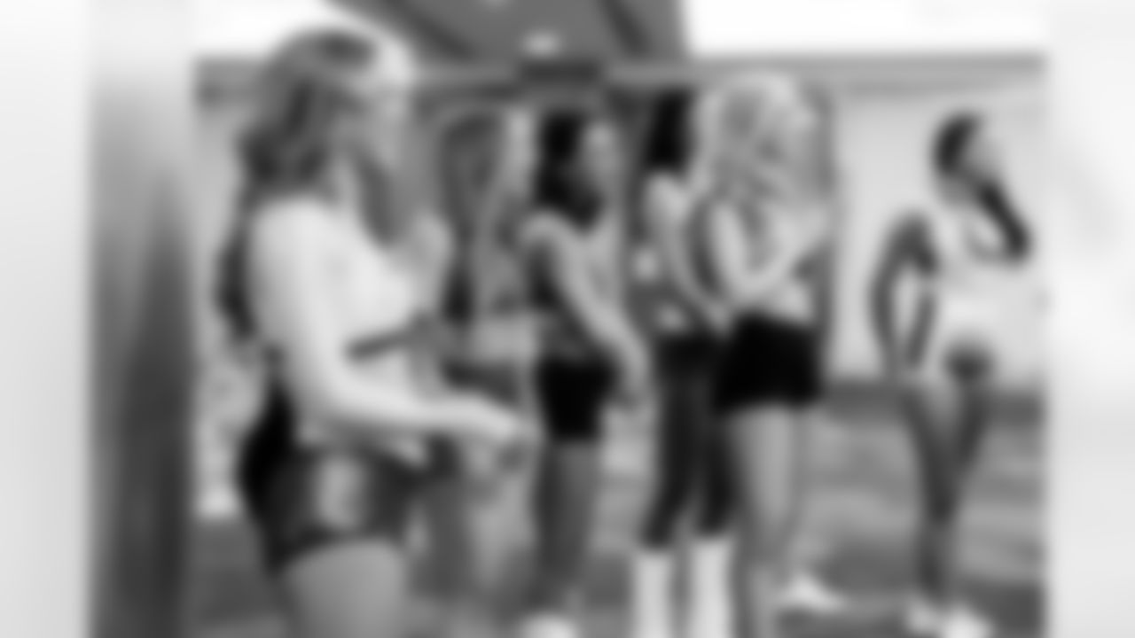 SAN FRANCISCO, CA - February 01, 2026 - Tampa Bay Buccaneers Pro Bowl Cheerleader Savannah during rehearsals. Photo By Tori Richman/Tampa Bay Buccaneers