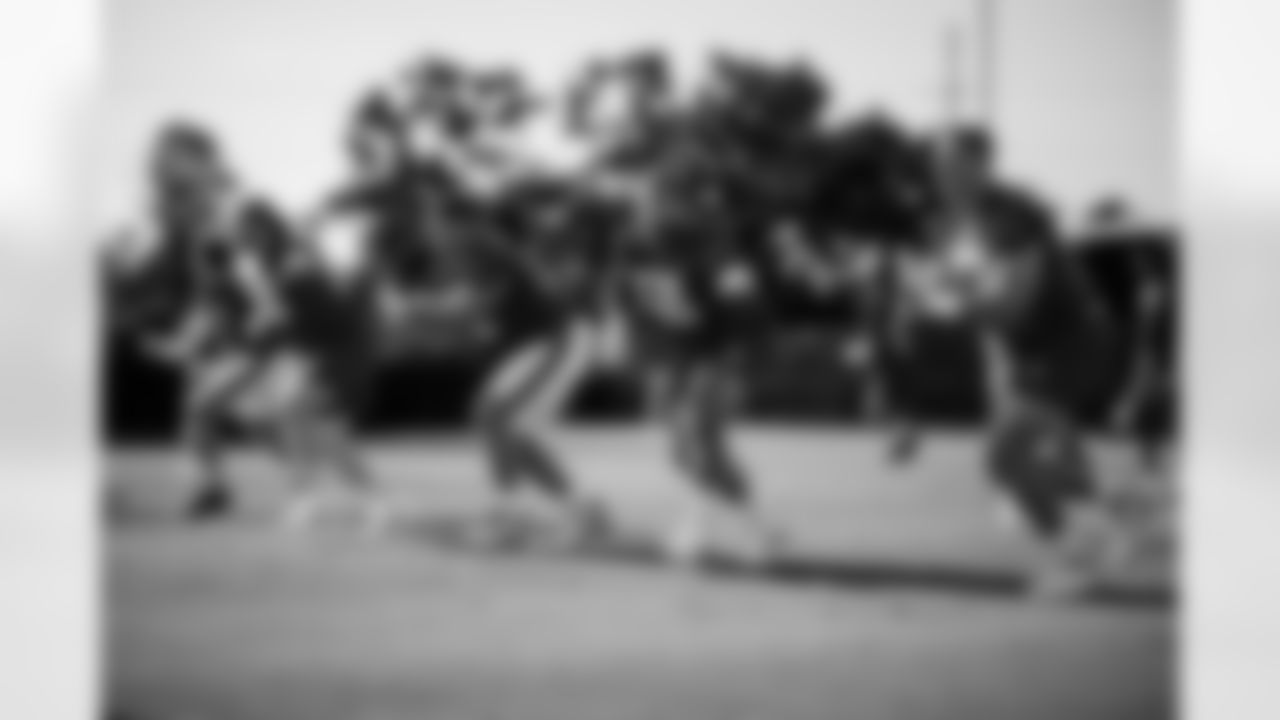 TAMPA, FL - July 23, 2025 - Guard Luke Goedeke #67, Guard Cody Mauch #69, Center Graham Barton #62, Guard Ben Bredeson #68 and Tackle Charlie Heck #77 of the Tampa Bay Buccaneers during 2025 Training Camp at AdventHealth Training Center. Photo By Tori Richman/Tampa Bay Buccaneers