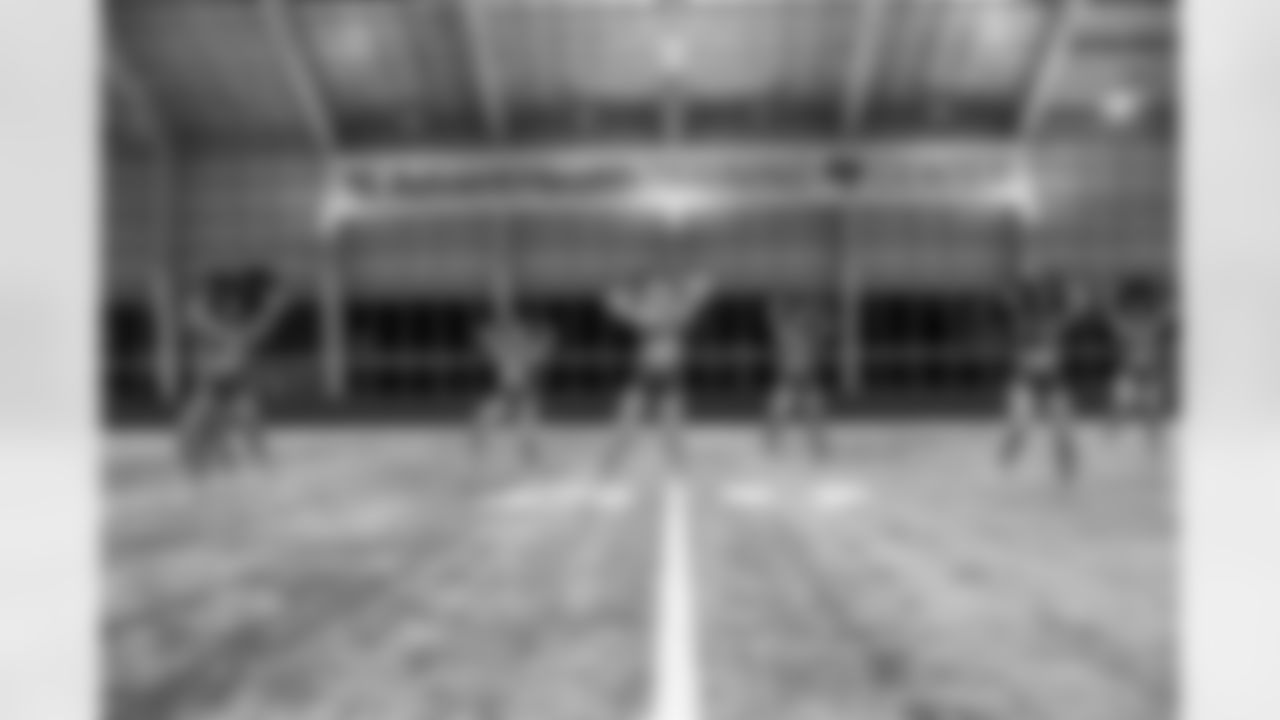 TAMPA, FL - January 02, 2026 - Tampa Bay Buccaneers Cheerleaders field rehearsal at AdventHealth Training Center. Photo By Tori Richman/Tampa Bay Buccaneers