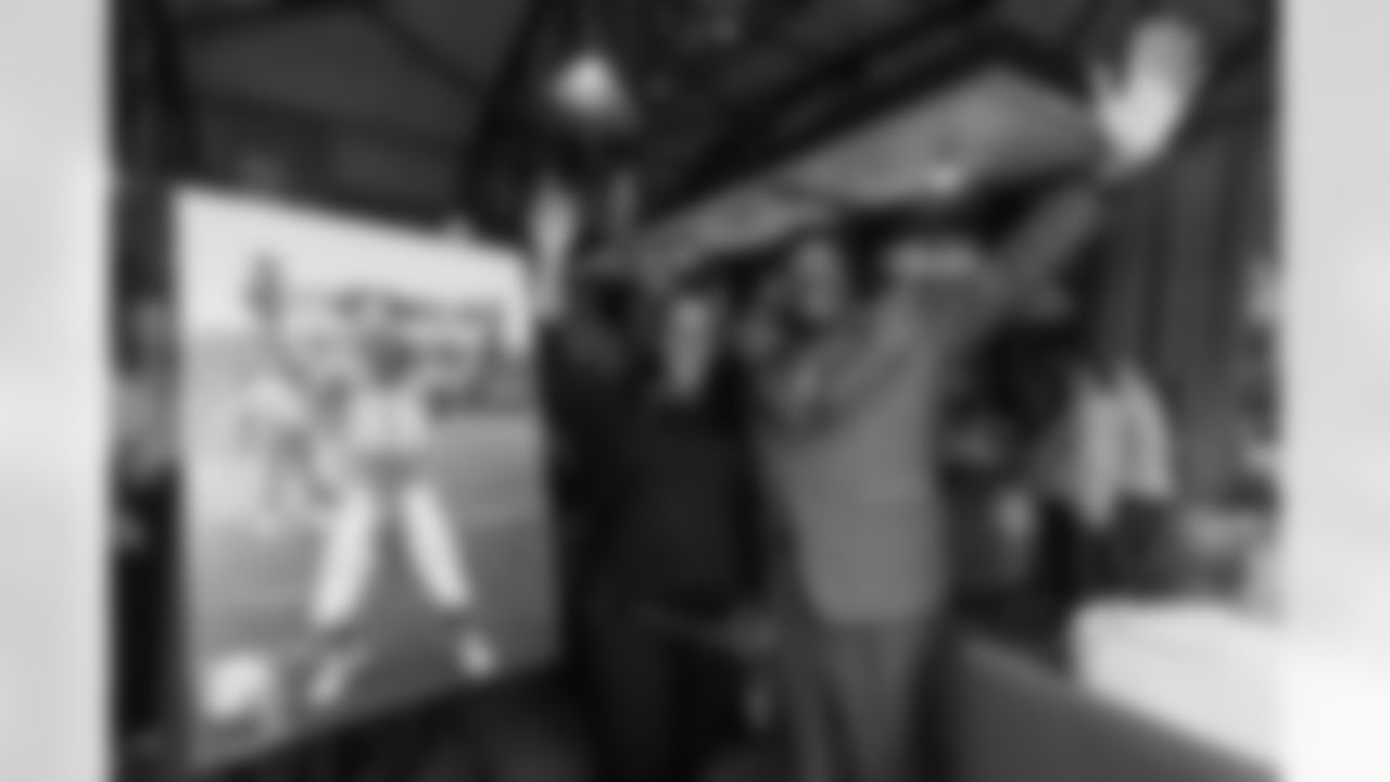 ATLANTA, GA - September 06, 2025 - Luxury Suite Excursion before for the game between the Tampa Bay Buccaneers and Atlanta Falcons. The Bucs won the game, 23-20. Photo By Doug DeFelice/Tampa Bay Buccaneers