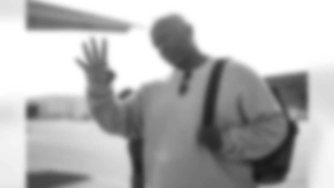 TAMPA, FL - November 22, 2025 - Head Coach Todd Bowles of the Tampa Bay Buccaneers departs before the game against the Los Angeles Rams. Photo By Tori Richman/Tampa Bay Buccaneers