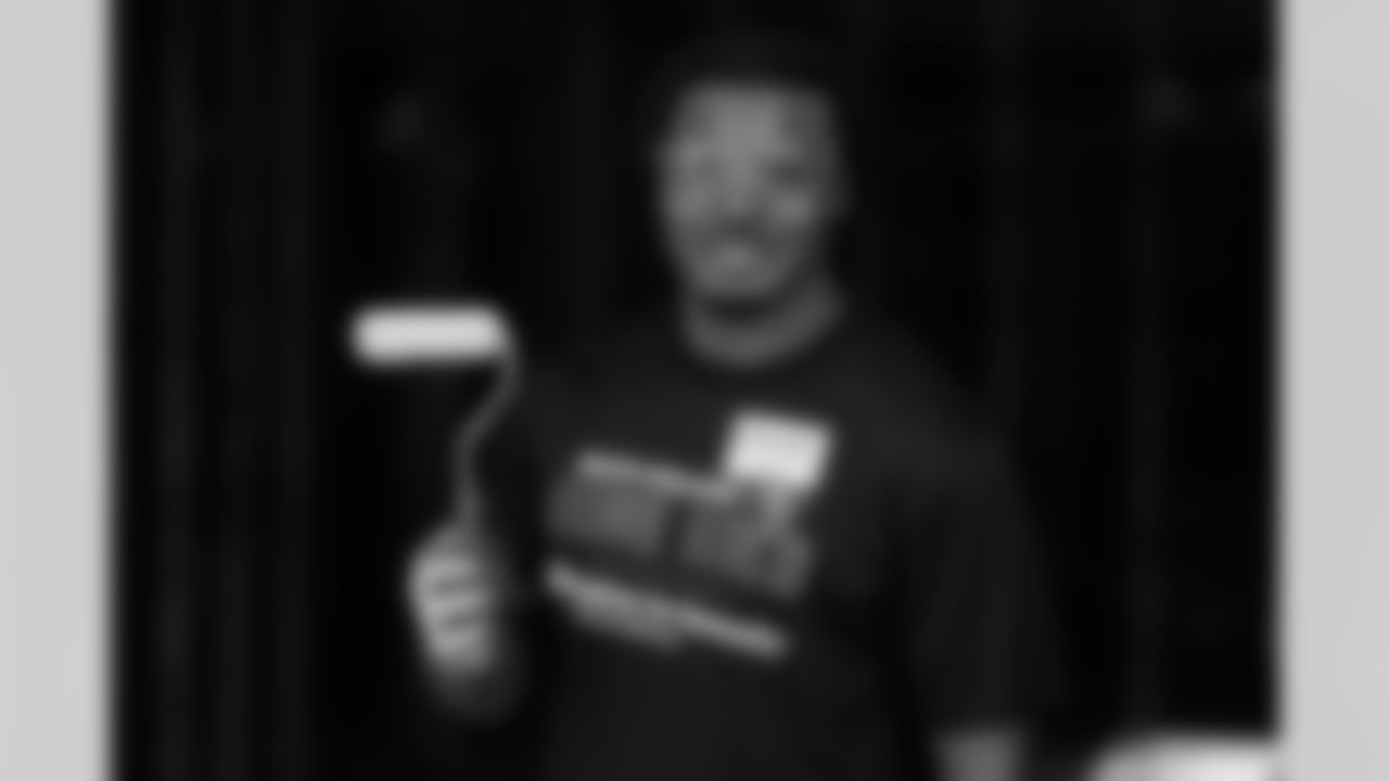 TAMPA, FL - November 18, 2025 - Safety Rashad Wisdom #38 of the Tampa Bay Buccaneers during a home build with Habitat for Humanity of Tampa Bay Hillsborough. Photo By Doug DeFelice/Tampa Bay Buccaneers