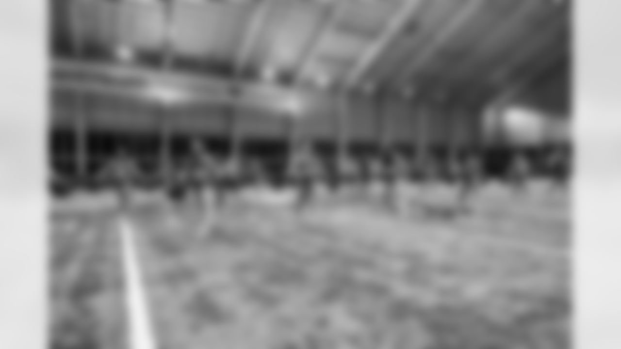 TAMPA, FL - January 02, 2026 - Tampa Bay Buccaneers Cheerleaders field rehearsal at AdventHealth Training Center. Photo By Tori Richman/Tampa Bay Buccaneers