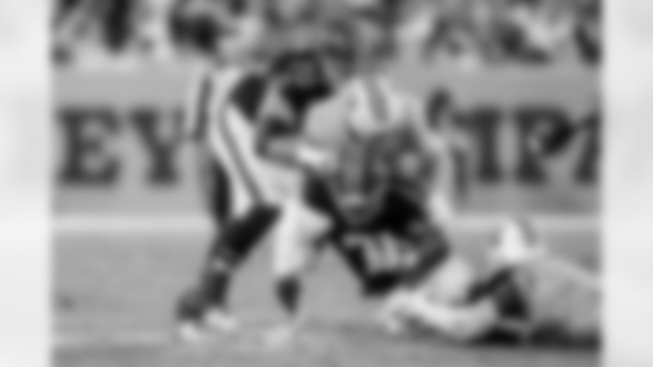 TAMPA, FL - December 11, 2025 - The Tampa Bay Buccaneers and Atlanta Falcons during a regular season game at Raymond James Stadium. The Bucs lost the game, 29-28. Photo By Tori Richman/Tampa Bay Buccaneers