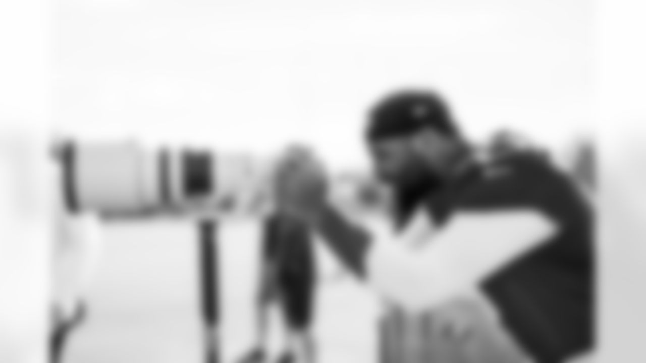 TAMPA, FL - December 17, 2025 - Week 16 practice at AdventHealth Training Center. Photo By Tori Richman/Tampa Bay Buccaneers