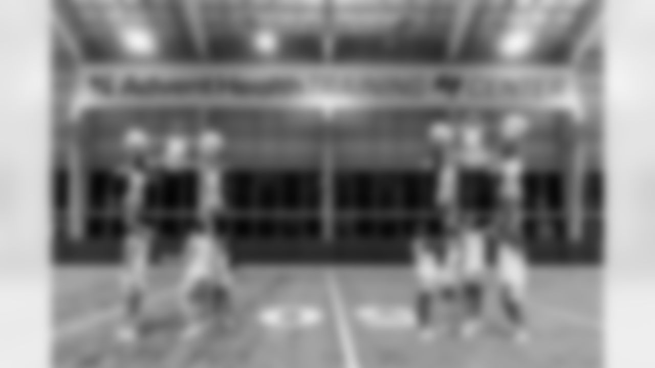 TAMPA, FL - December 09, 2025 - Tampa Bay Buccaneers Cheerleaders during Field Rehearsal at AdventHealth Training Center. Photo By Tori Richman/Tampa Bay Buccaneers