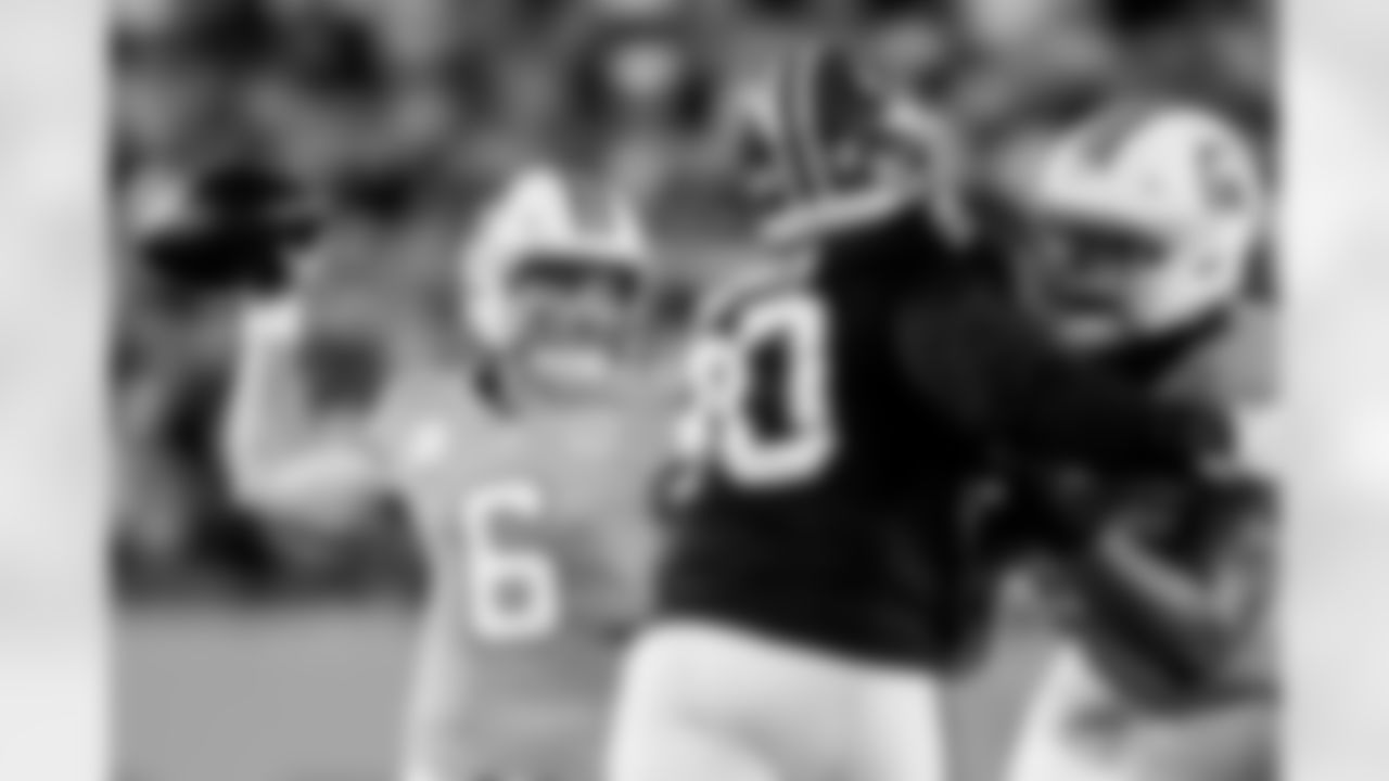 TAMPA, FL - December 11, 2025 - The Tampa Bay Buccaneers and Atlanta Falcons during a regular season game at Raymond James Stadium. The Bucs lost the game, 29-28. Photo By Kyle Zedaker/Tampa Bay Buccaneers