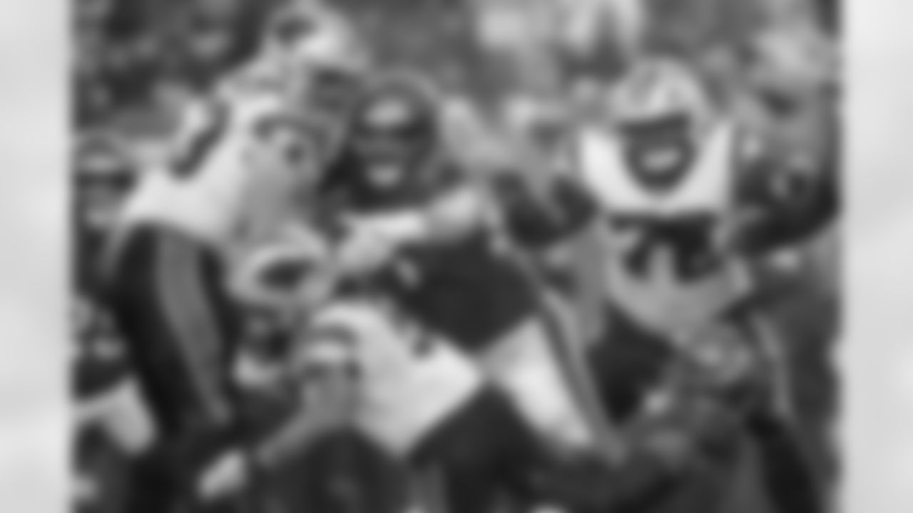 TAMPA, FL - January 03, 2026 - The Carolina Panthers and Tampa Bay Buccaneers play a regular season game at Raymond James Stadium. The Bucs won the game, 16-14. Photo By Doug DeFelice/Tampa Bay Buccaneers