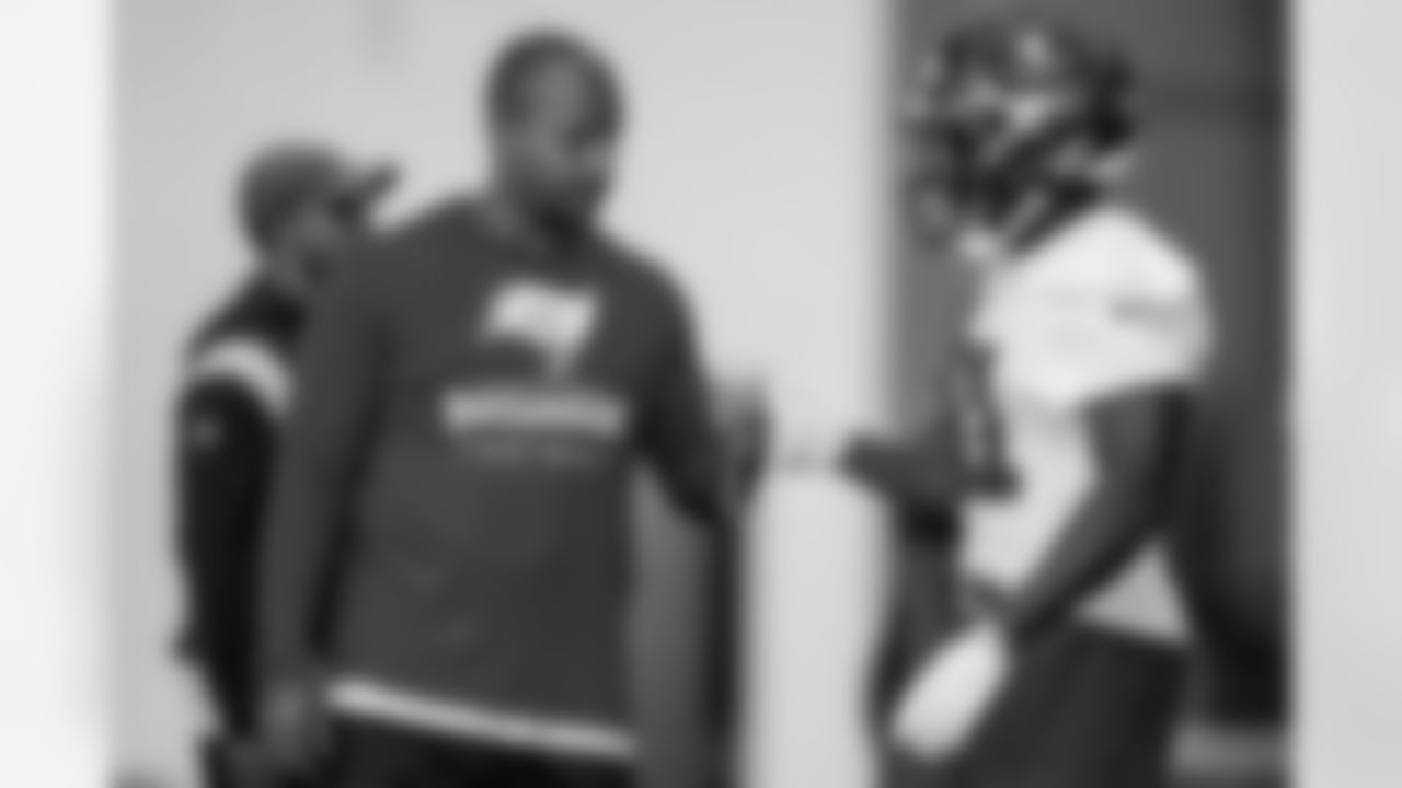 TAMPA, FL - May 10, 2025 - Keanon Lowe, Head Football Coach for Mountainside High School, and Wide Receiver Melquan Stovall #81 of the Tampa Bay Buccaneers during rookie minicamp practice. Photo By Kyle Zedaker/Tampa Bay Buccaneers