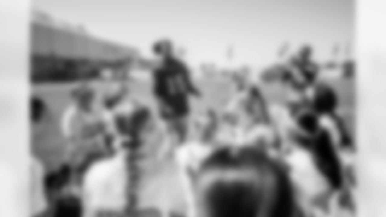 TAMPA, FL - February 13, 2026 - Wide Receiver Tez Johnson #15 of the Tampa Bay Buccaneers during the 2026 Girls Flag Football Preseason Classic at AdventHealth Training Center. Photo By Tori Richman/Tampa Bay Buccaneers