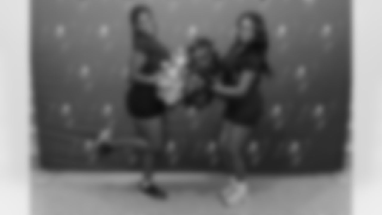 TAMPA, FL - December 06, 2025 - She is Football Bayshore Walk: Raise The Flags event with Bayshore Breakfast Club and Tampa Girls Social & Wellness at Hyde House Public Studio. Photo By Mike Carlson/Tampa Bay Buccaneers