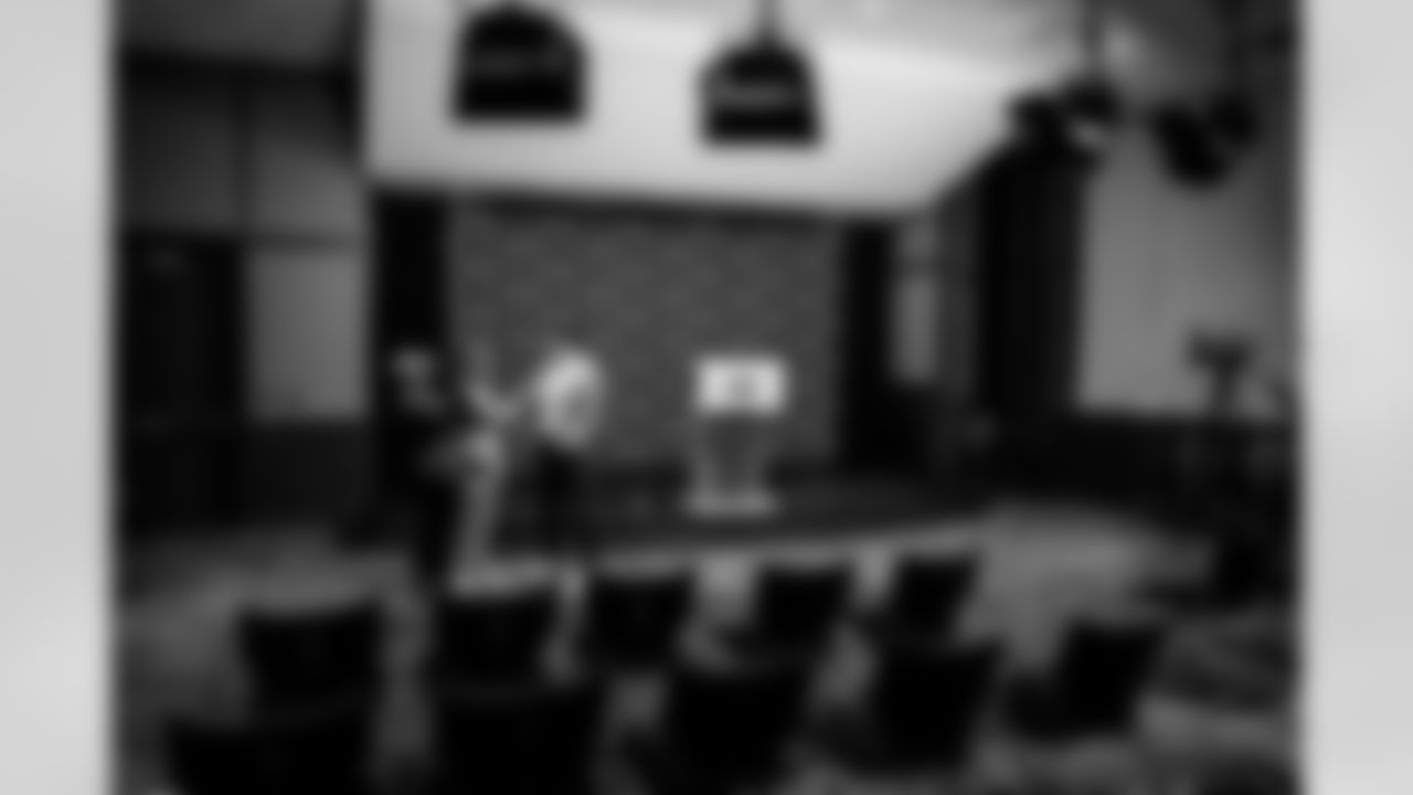 TAMPA, FL - January 27, 2026 - Offensive Coordinator Zac Robinson of the Tampa Bay Buccaneers speaks with the media after his introductory press conference at AdventHealth Training Center. Photo By Tori Richman/Tampa Bay Buccaneers