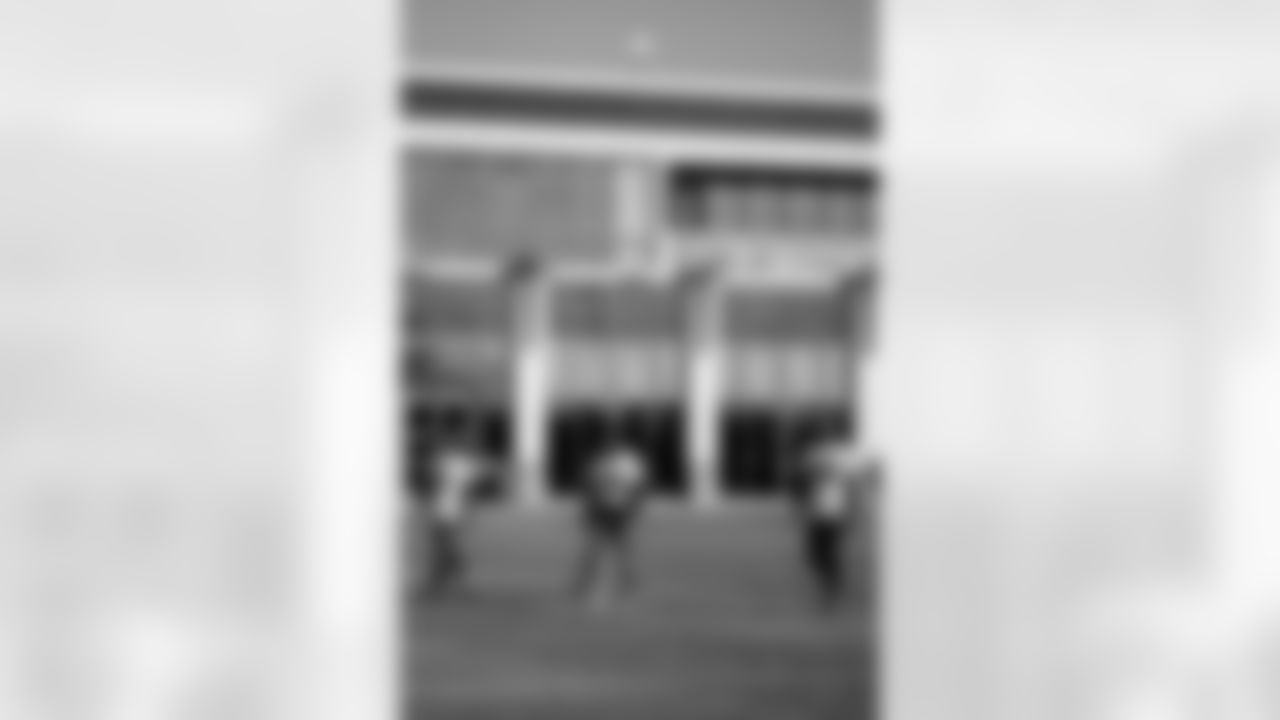 TAMPA, FL - December 09, 2025 - Week 15 practice at AdventHealth Training Center. Photo By Kyle Zedaker/Tampa Bay Buccaneers