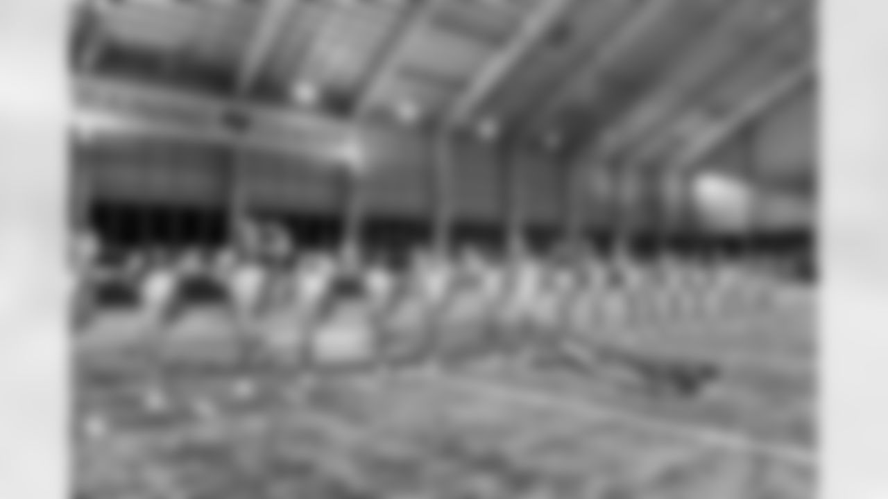 TAMPA, FL - December 09, 2025 - Tampa Bay Buccaneers Cheerleaders during Field Rehearsal at AdventHealth Training Center. Photo By Tori Richman/Tampa Bay Buccaneers