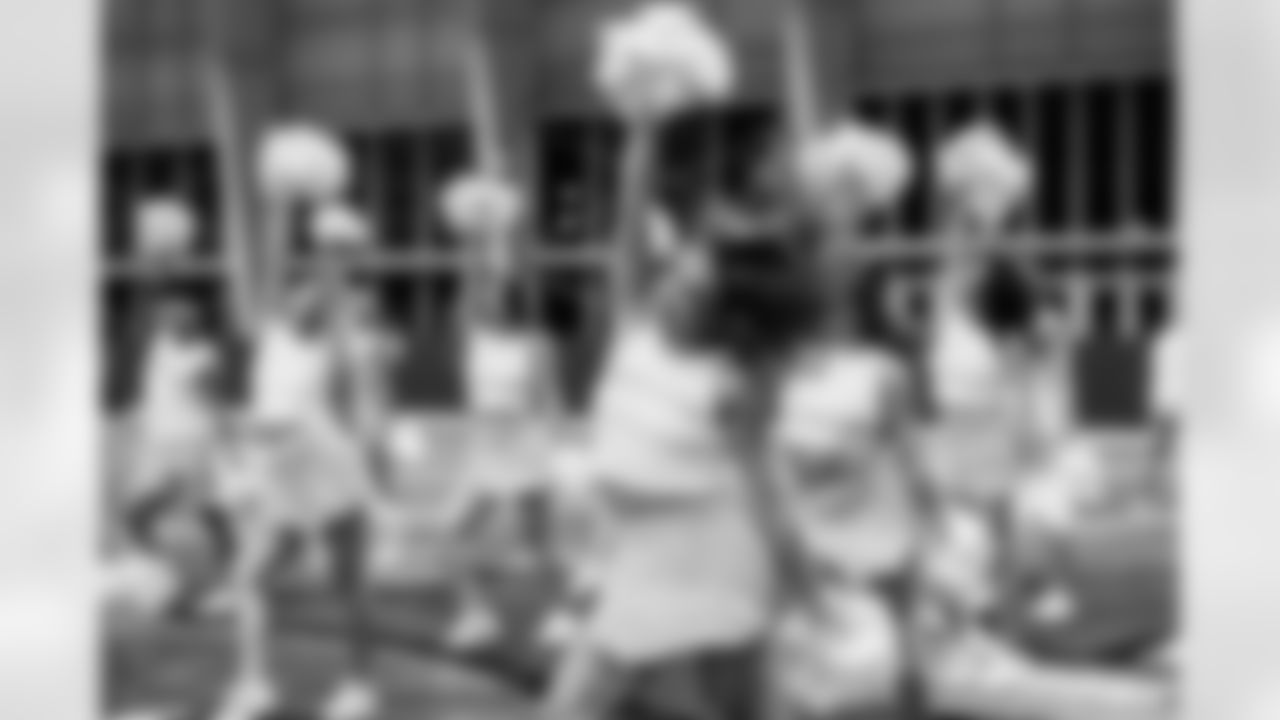 TAMPA, FL - December 09, 2025 - Tampa Bay Buccaneers Cheerleaders during Field Rehearsal at AdventHealth Training Center. Photo By Tori Richman/Tampa Bay Buccaneers