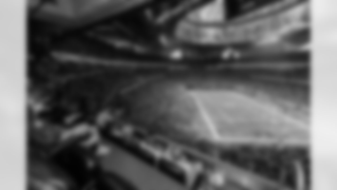 ATLANTA, GA - September 07, 2025 - Luxury Suite Excursion during the game between the Tampa Bay Buccaneers and Atlanta Falcons. The Bucs won the game, 23-20. Photo By Doug DeFelice/Tampa Bay Buccaneers