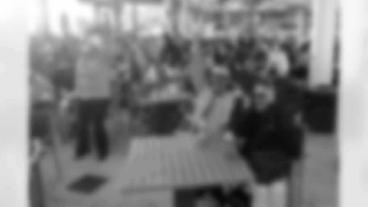 240121_MC_Bucs_Watch_Party_WEBSIZE096