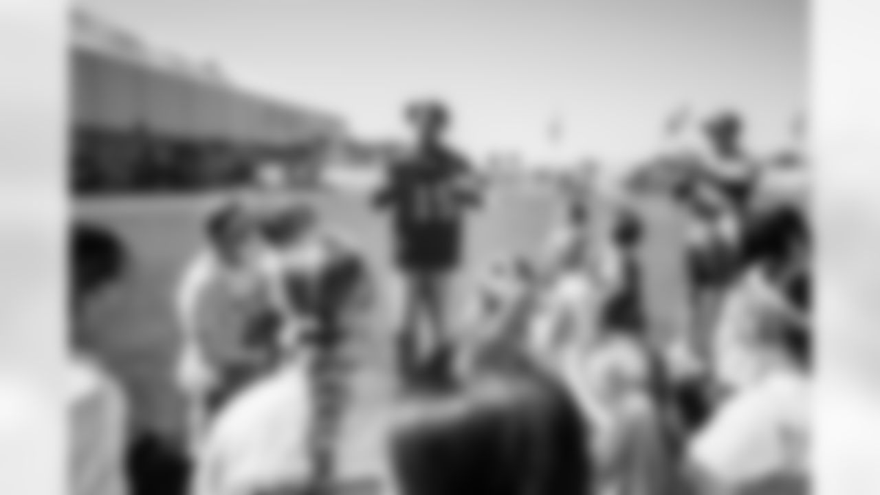 TAMPA, FL - February 13, 2026 - Wide Receiver Tez Johnson #15 of the Tampa Bay Buccaneers during the 2026 Girls Flag Football Preseason Classic at AdventHealth Training Center. Photo By Tori Richman/Tampa Bay Buccaneers