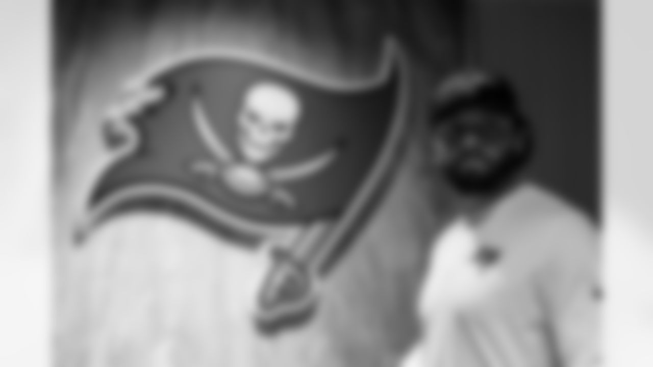 MIAMI GARDENS, FL - December 28, 2025 - Quarterback Baker Mayfield #6 of the Tampa Bay Buccaneers before the game between the Tampa Bay Buccaneers and Miami Dolphins. The Bucs lost the game, 20-17. Photo By Kyle Zedaker/Tampa Bay Buccaneers