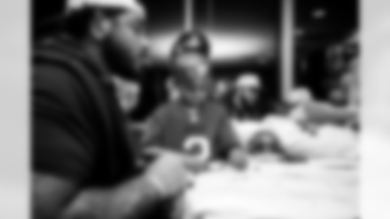 TAMPA, FL - November 19, 2025 - Tackle Tristan Wirfs #78 of the Tampa Bay Buccaneers during a visit with Triumph Together Cancer Warriors. Photo By Kyle Zedaker/Tampa Bay Buccaneers