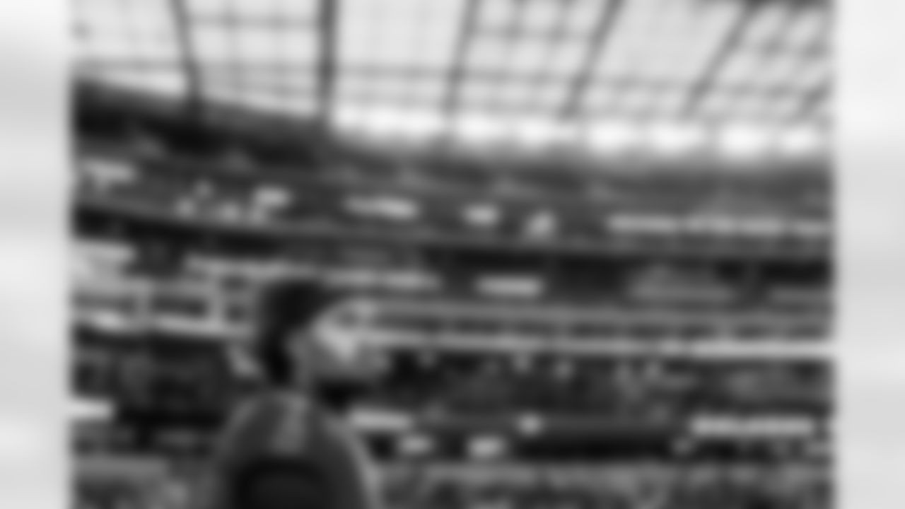 INGLEWOOD, CA - November 23, 2025 - Wide Receiver Emeka Egbuka #2 of the Tampa Bay Buccaneers before the game between the Tampa Bay Buccaneers and Los Angeles Rams. The Bucs lost the game, 34-7. Photo By Tori Richman/Tampa Bay Buccaneers