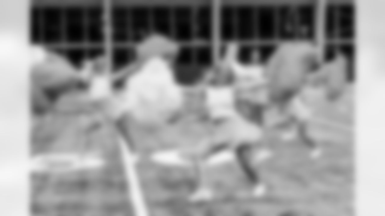 TAMPA, FL - December 09, 2025 - Tampa Bay Buccaneers Cheerleaders during Field Rehearsal at AdventHealth Training Center. Photo By Tori Richman/Tampa Bay Buccaneers