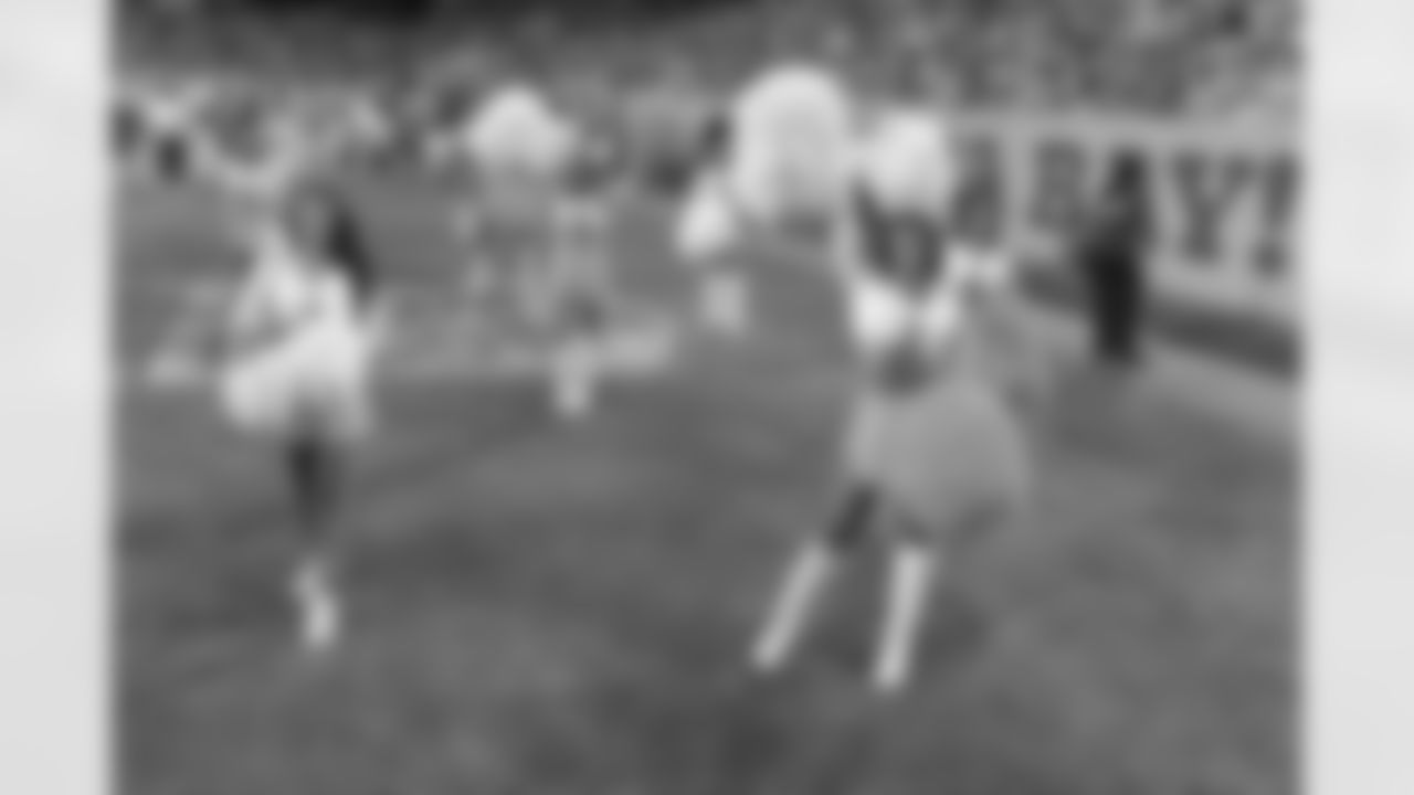 TAMPA, FL - December 11, 2025 - The Tampa Bay Buccaneers and Atlanta Falcons during a regular season game at Raymond James Stadium. The Bucs lost the game, 29-28. Photo By Mike Carlson/Tampa Bay Buccaneers