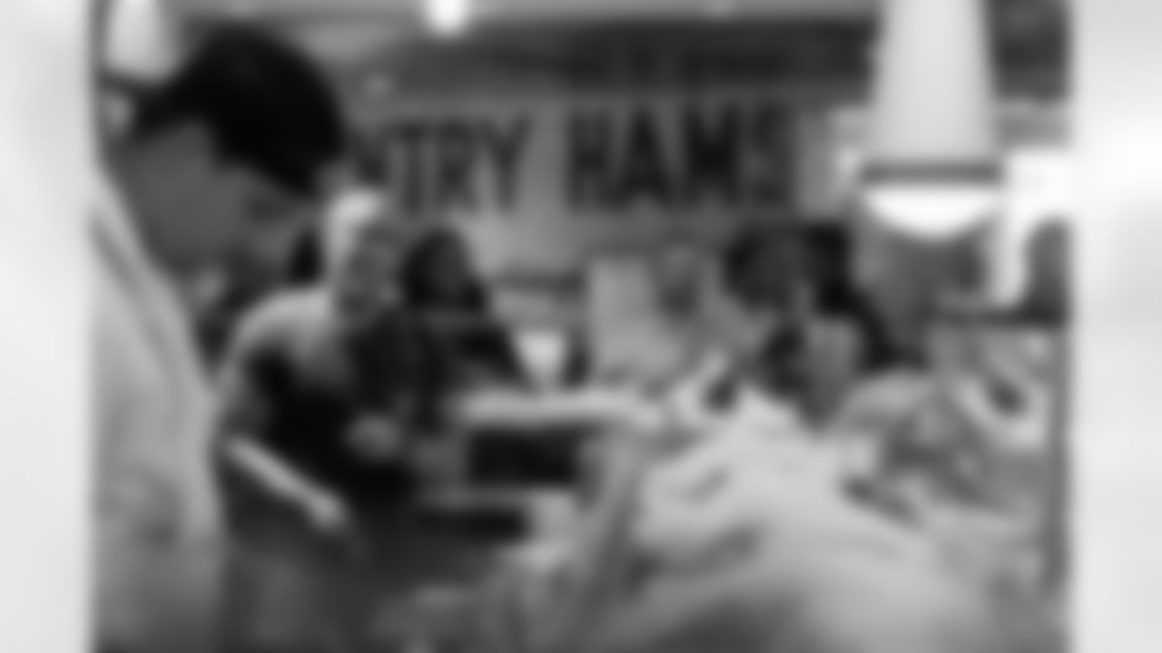 ATLANTA, GA - September 06, 2025 - Luxury Suite Excursion before for the game between the Tampa Bay Buccaneers and Atlanta Falcons. The Bucs won the game, 23-20. Photo By Doug DeFelice/Tampa Bay Buccaneers