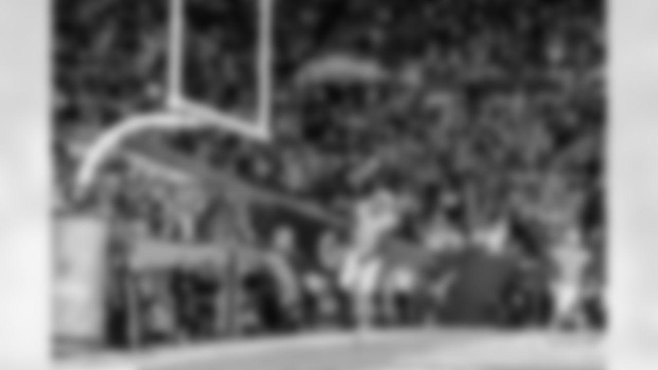 TAMPA, FL - December 11, 2025 - The Tampa Bay Buccaneers and Atlanta Falcons during a regular season game at Raymond James Stadium. The Bucs lost the game, 29-28. Photo By Tori Richman/Tampa Bay Buccaneers