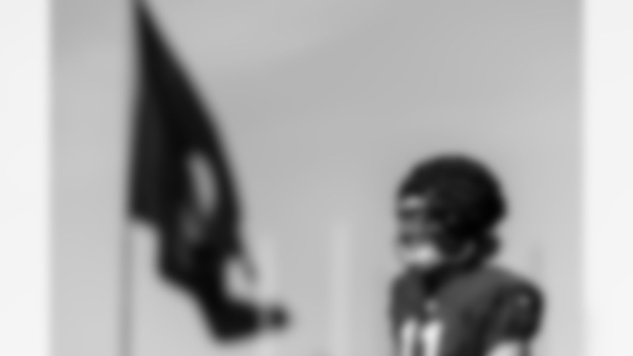 TAMPA, FL - December 04, 2025 - Wide Receiver Jalen McMillan #11 of the Tampa Bay Buccaneers during practice at AdventHealth Training Center. Photo By Tori Richman/Tampa Bay Buccaneers