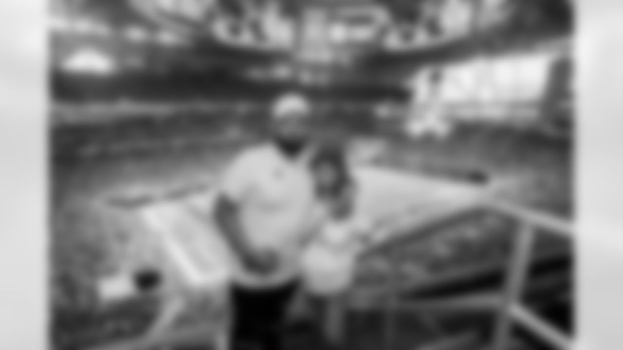 ATLANTA, GA - September 07, 2025 - Luxury Suite Excursion during the game between the Tampa Bay Buccaneers and Atlanta Falcons. The Bucs won the game, 23-20. Photo By Doug DeFelice/Tampa Bay Buccaneers