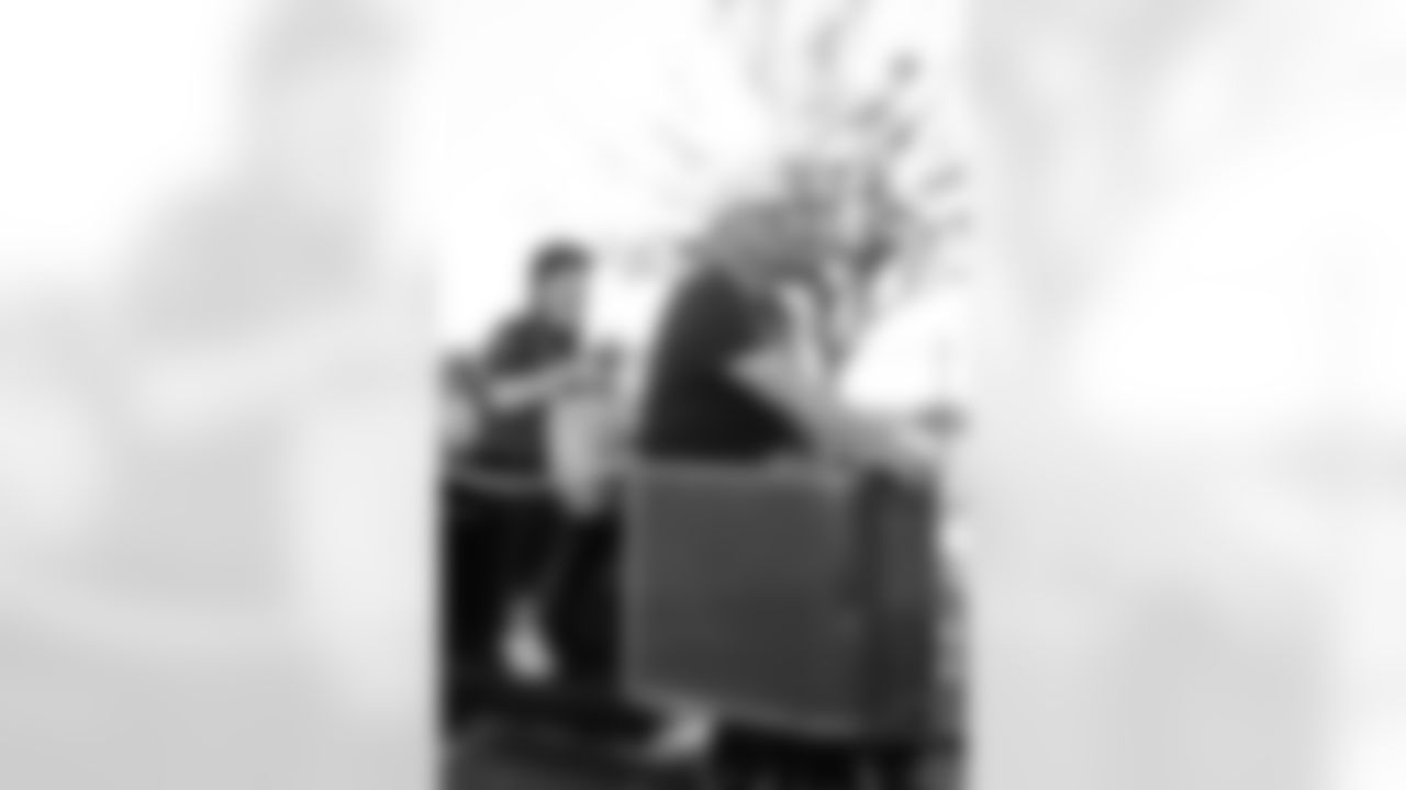 TAMPA, FL - February 21, 2026 - 2026 Jr. Bucs Movie Night. Photo By Kyle Zedaker/Tampa Bay Buccaneers