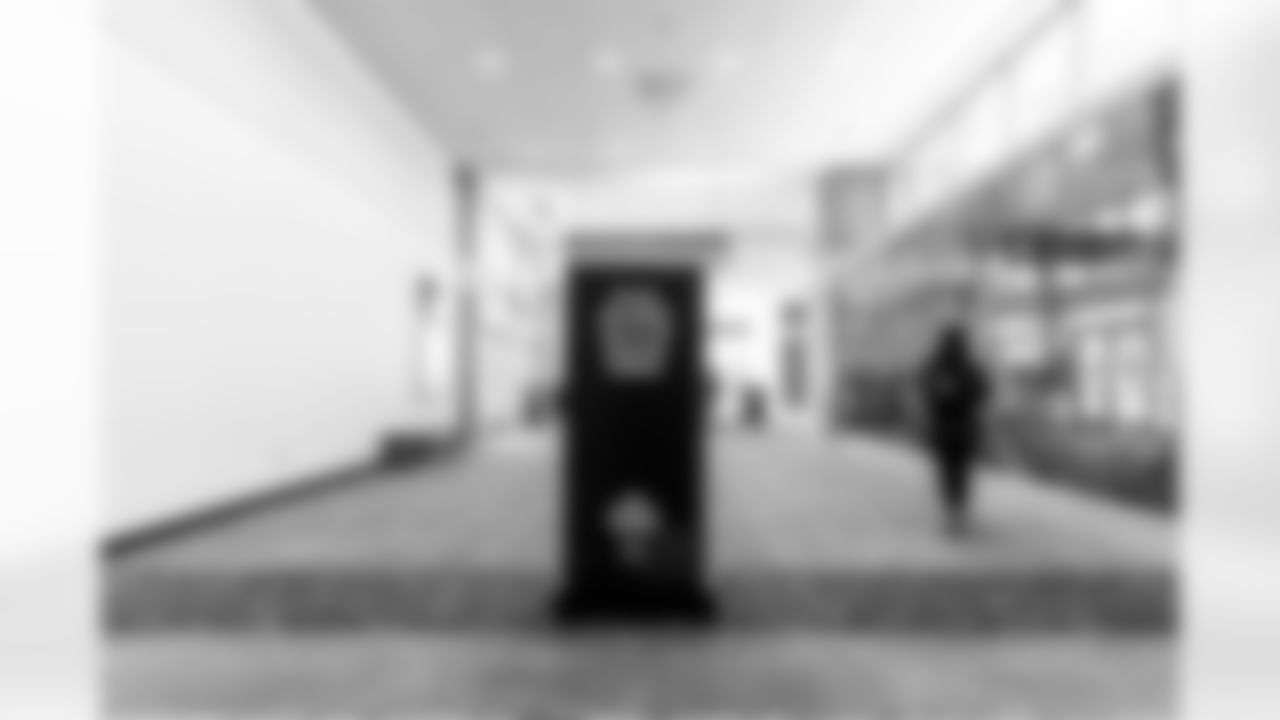 INDIANAPOLIS, IN - February 25, 2026 - The 2026 NFL Combine at Lucas Oil Stadium. Photo By Tori Richman/Tampa Bay Buccaneers