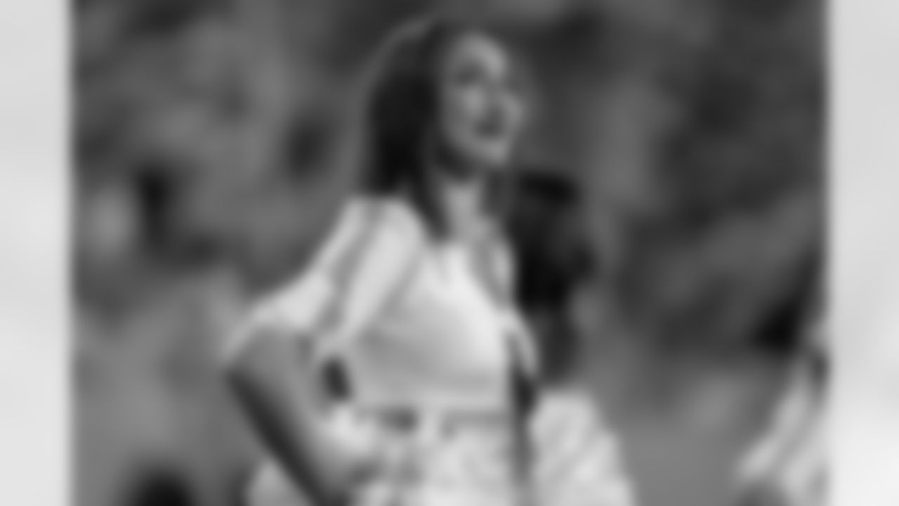 TAMPA, FL - December 11, 2025 - The Tampa Bay Buccaneers and Atlanta Falcons during a regular season game at Raymond James Stadium. The Bucs lost the game, 29-28. Photo By Mike Carlson/Tampa Bay Buccaneers