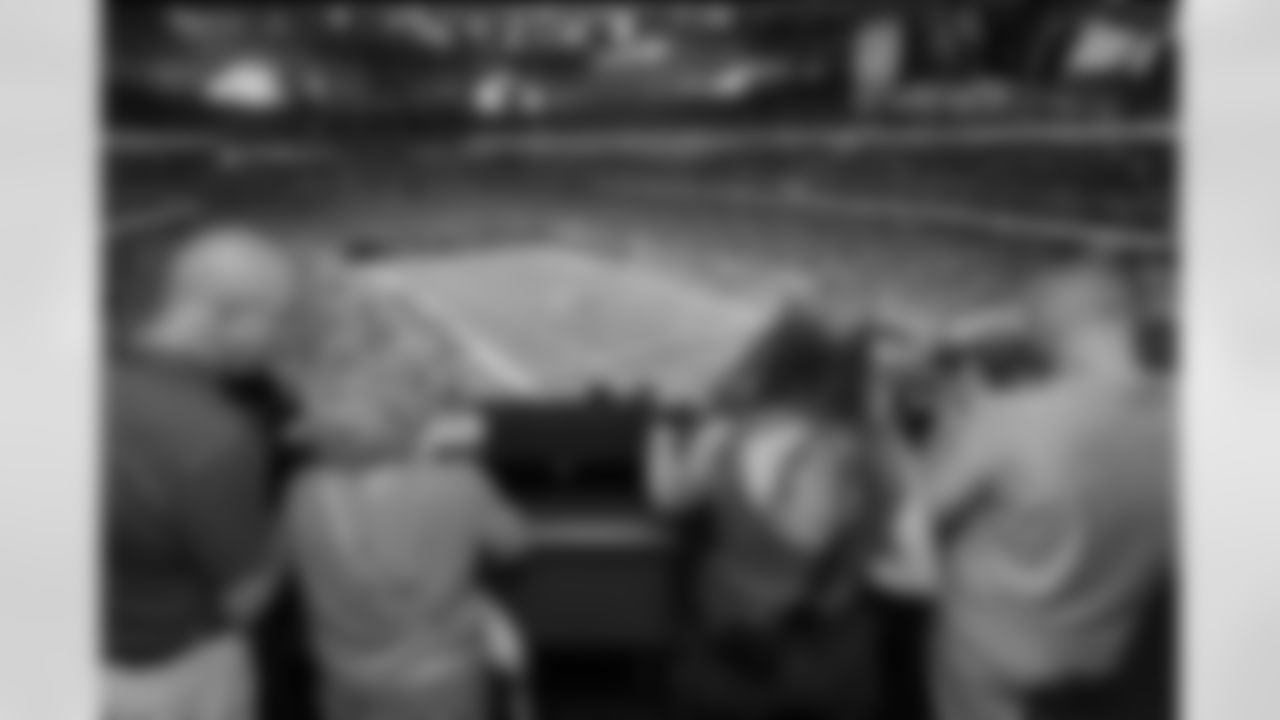 ATLANTA, GA - September 07, 2025 - Luxury Suite Excursion during the game between the Tampa Bay Buccaneers and Atlanta Falcons. The Bucs won the game, 23-20. Photo By Doug DeFelice/Tampa Bay Buccaneers