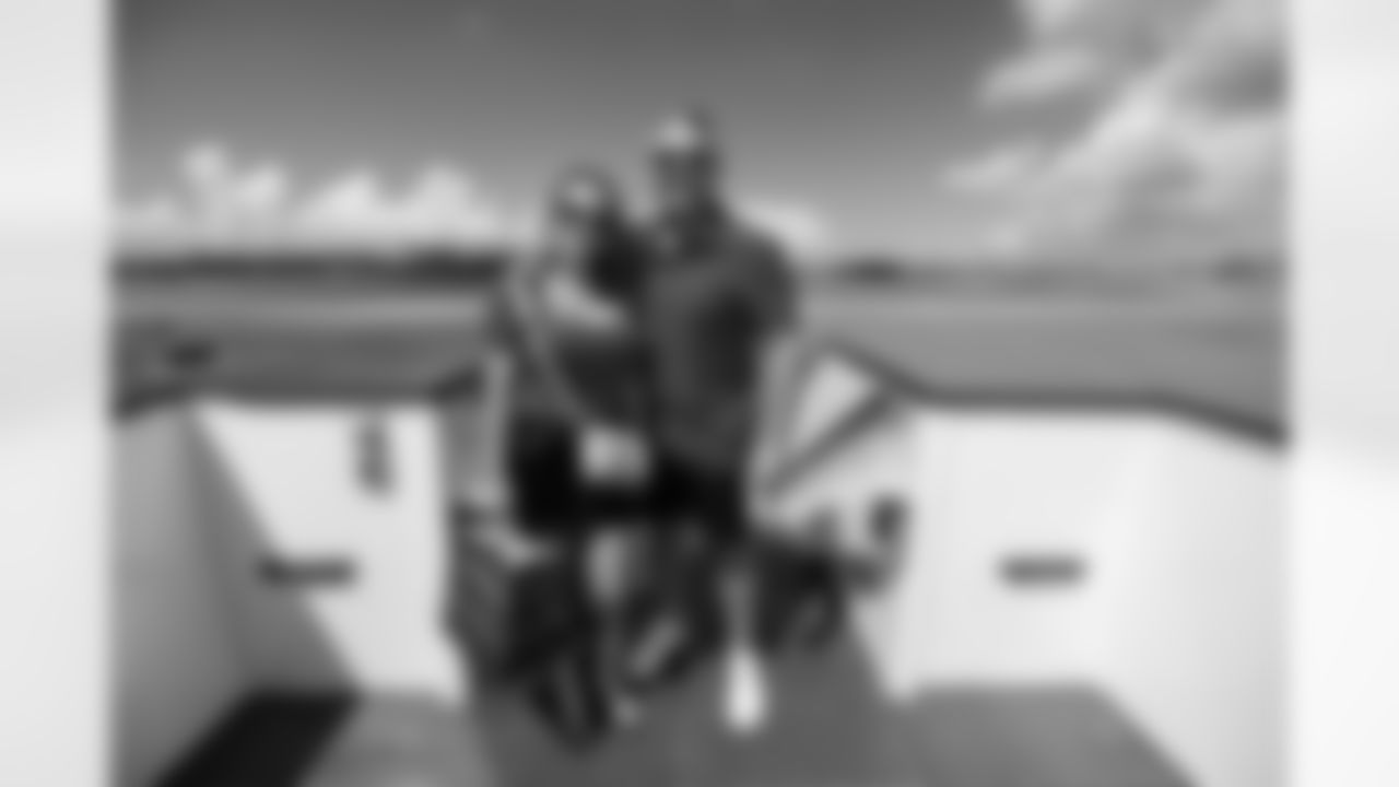 ATLANTA, GA - September 06, 2025 - Luxury Suite Excursion departs for the game between the Tampa Bay Buccaneers and Atlanta Falcons. The Bucs won the game, 23-20. Photo By Doug DeFelice/Tampa Bay Buccaneers