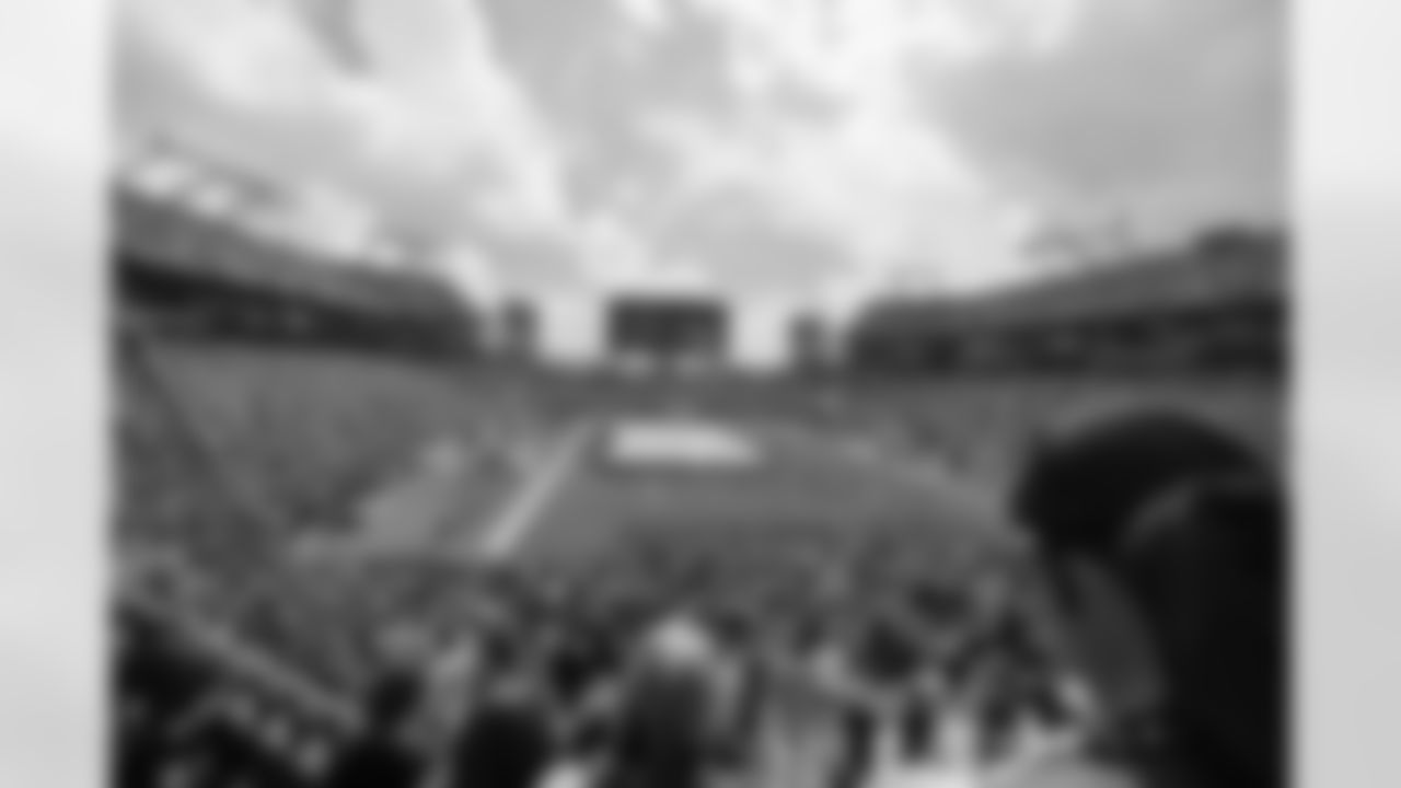 TAMPA, FL - November 09, 2025 - A general view from the pirate ship during the game between the New England Patriots and Tampa Bay Buccaneers. The Bucs lost the game, 28-23. Photo By Dave Pullis/Tampa Bay Buccaneers