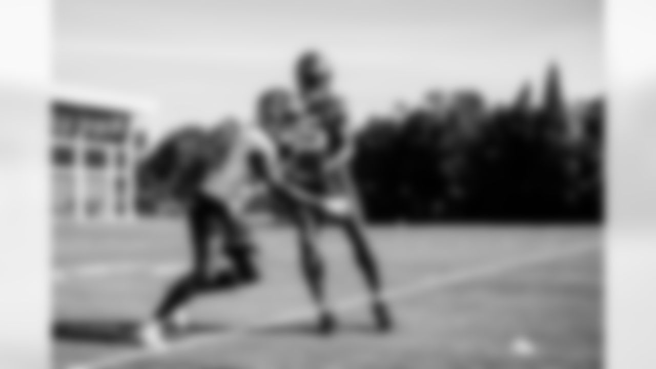 TAMPA, FL - December 17, 2025 - Week 16 practice at AdventHealth Training Center. Photo By Tori Richman/Tampa Bay Buccaneers