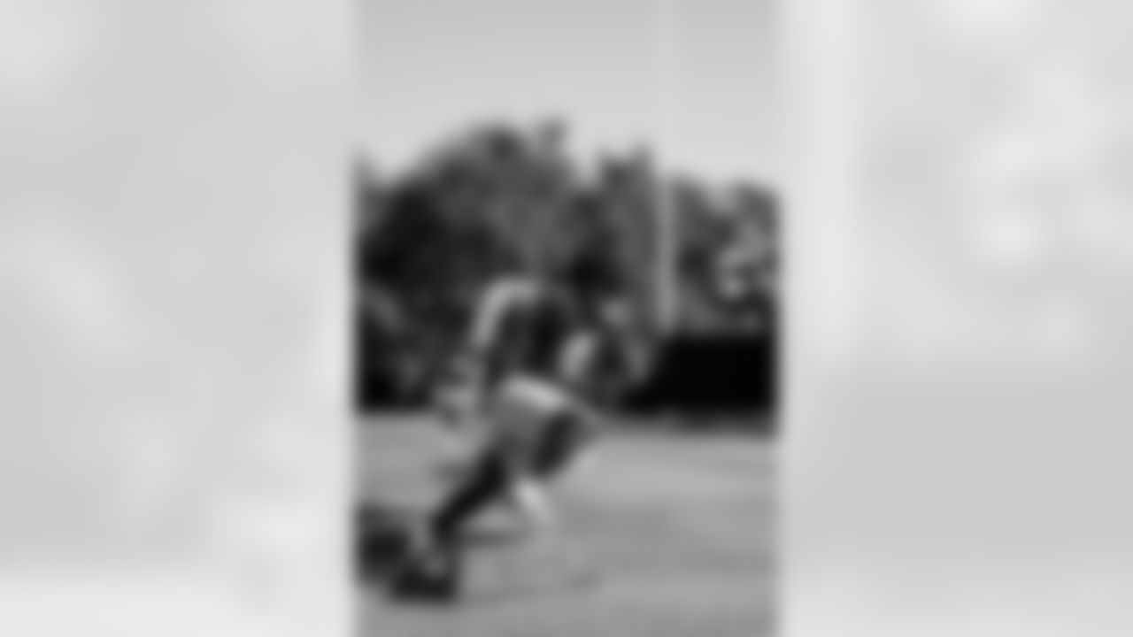 TAMPA, FL - November 20, 2025 - Running Back Owen Wright #49 of the Tampa Bay Buccaneers during practice at AdventHealth Training Center. Photo By Tori Richman/Tampa Bay Buccaneers