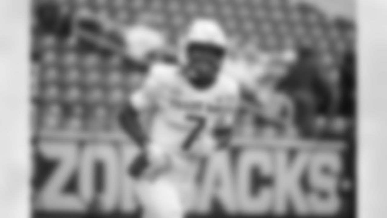 Texas A&M wide receiver KC Concepcion (7) warms up before playing Arkansas before an NCAA college football game Saturday, Oct. 18, 2025, in Fayetteville, Ark. (AP Photo/Michael Woods)