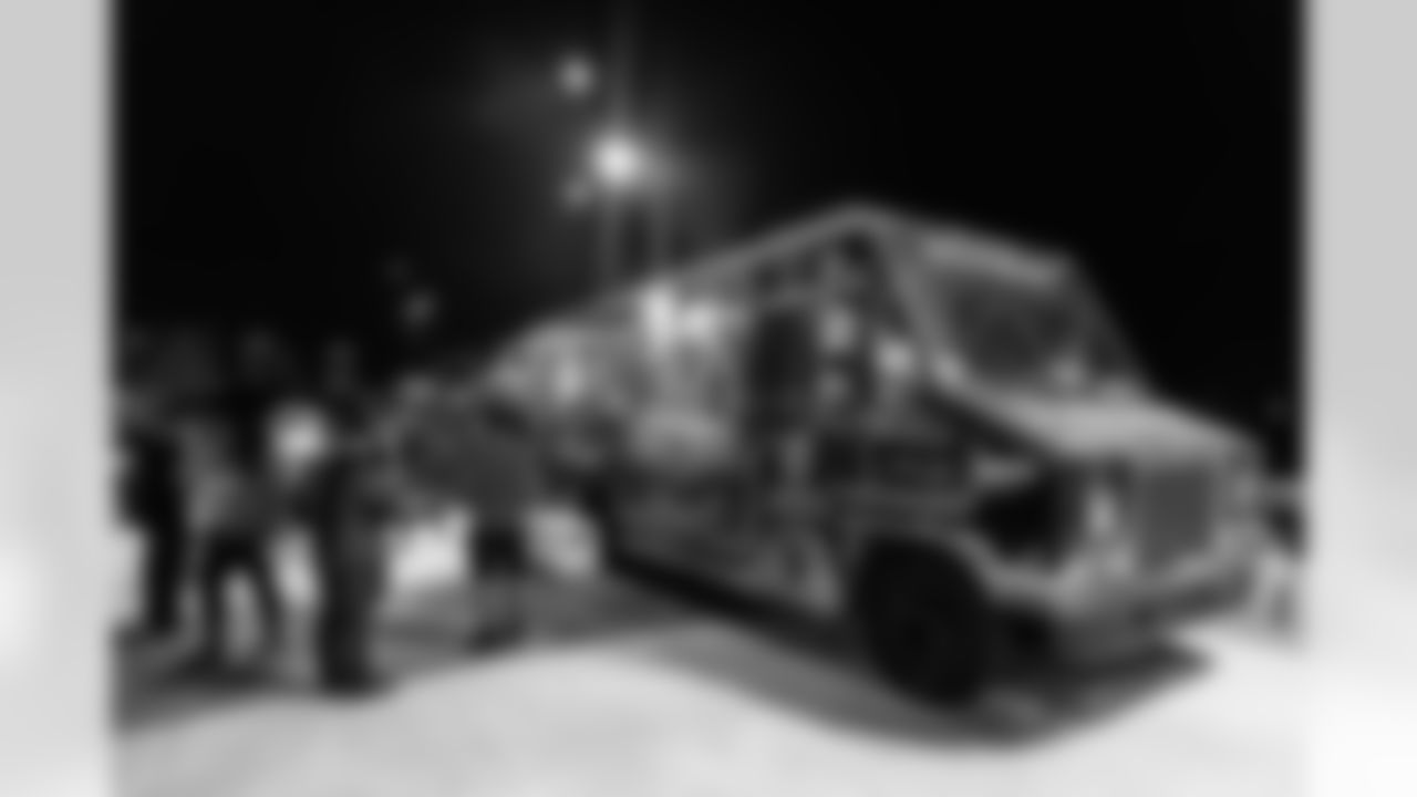 TAMPA, FL - November 23, 2025 - Food trucks during the Watch Party at Armature Works during the game between the Tampa Bay Buccaneers and the Los Angeles Rams. Photo By Doug DeFelice/Tampa Bay Buccaneers