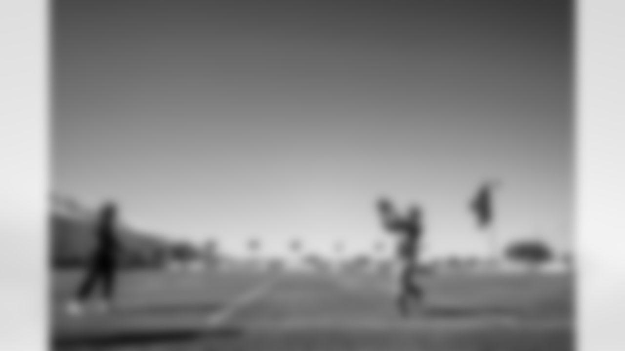 TAMPA, FL - December 31, 2025 - Week 18 Practice at AdventHealth Training Center. Photo By Tori Richman/Tampa Bay Buccaneers