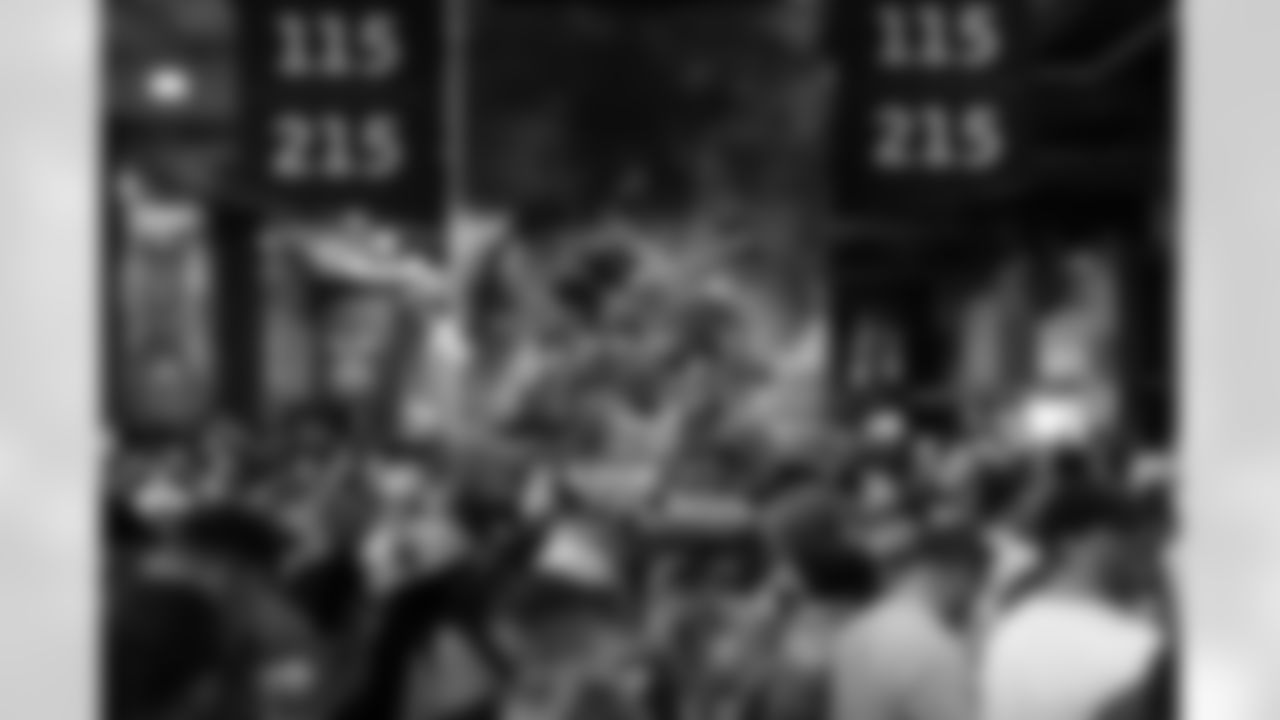 TAMPA, FL - December 07, 2025 - The Tampa Bay Buccaneers and New Orleans Saints during a regular season game at Raymond James Stadium. The Bucs lost the game, 24-20. Photo By Cian Leach/Tampa Bay Buccaneers