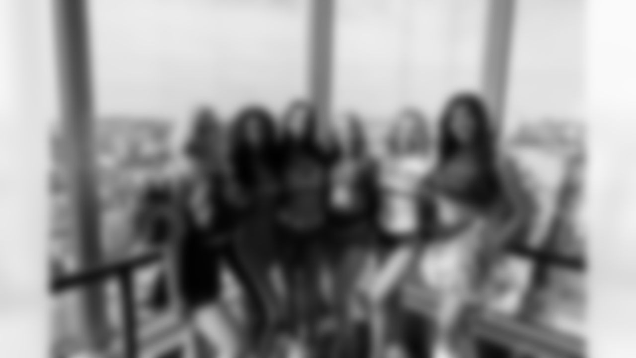 SAN FRANCISCO, CA - February 01, 2026 - Tampa Bay Buccaneers Pro Bowl Cheerleader Savannah during rehearsals. Photo By Tori Richman/Tampa Bay Buccaneers