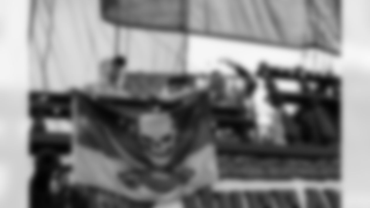 TAMPA, FL - December 07, 2025 - The Tampa Bay Buccaneers and New Orleans Saints during a regular season game at Raymond James Stadium. The Bucs lost the game, 24-20. Photo By Cian Leach/Tampa Bay Buccaneers