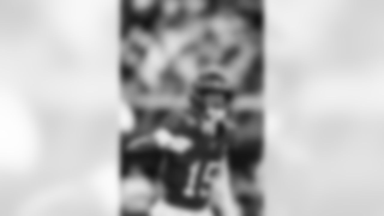 INGLEWOOD, CA - November 23, 2025 - Wide Receiver Tez Johnson #15 of the Tampa Bay Buccaneers during the game between the Tampa Bay Buccaneers and Los Angeles Rams. The Bucs lost the game, 34-7. Photo By Tori Richman/Tampa Bay Buccaneers