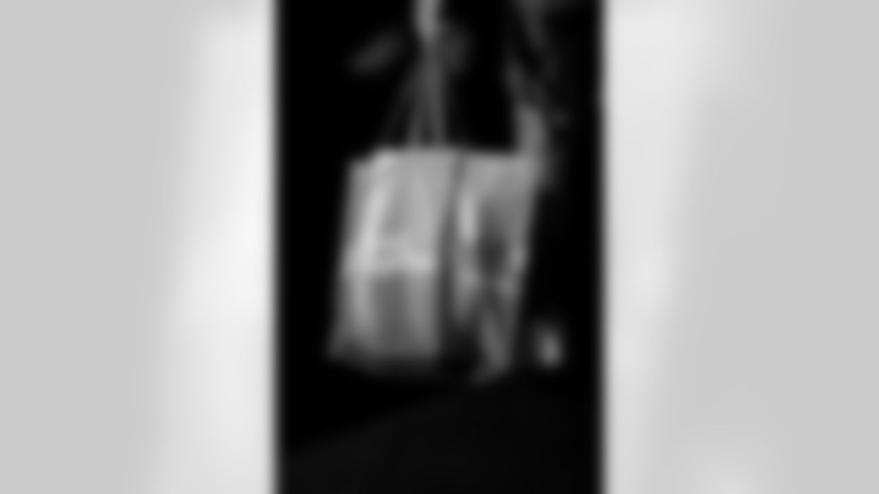 TAMPA, FL - November 25, 2025 - Publix bags filled with meals during Turkey Time with the O-Line. Photo By Kyle Zedaker/Tampa Bay Buccaneers